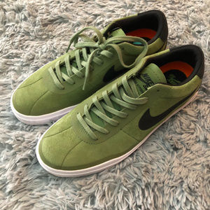 Mens SB Bruin HYPERFEEL Palm Green Trainers